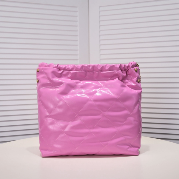 シャネルバッグ側面デザイン